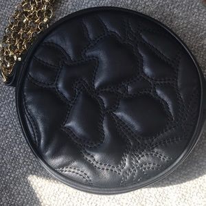 Draper James floral quilted round bag
